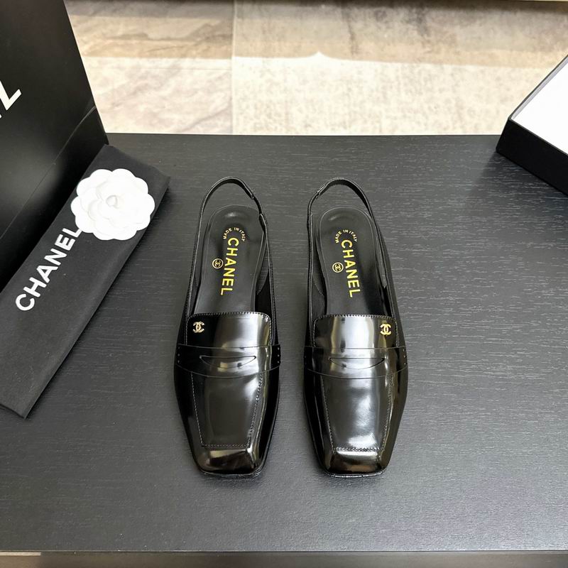 Chanel black patent leather slingback loafers with CC logo hardware, made in Italy