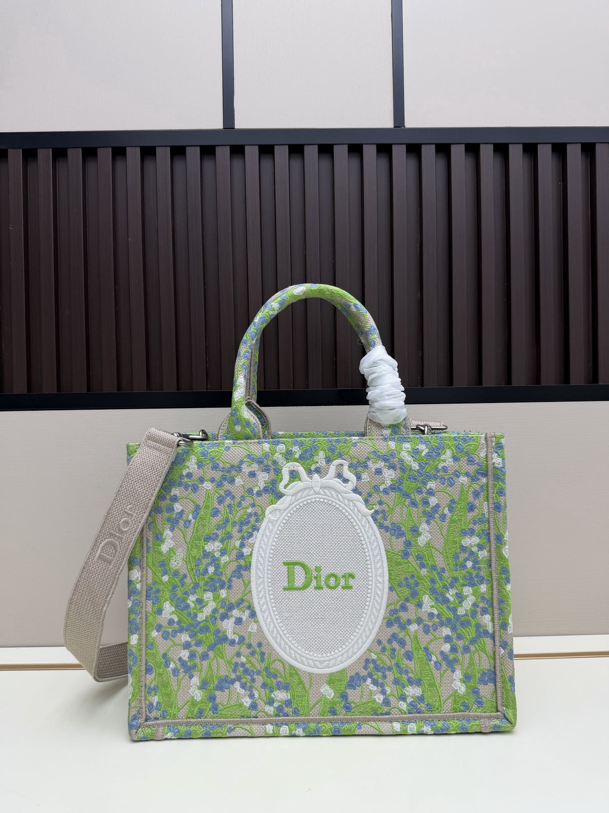 Dior Book Tote – Lily of the Valley Floral Embroidery (Green)