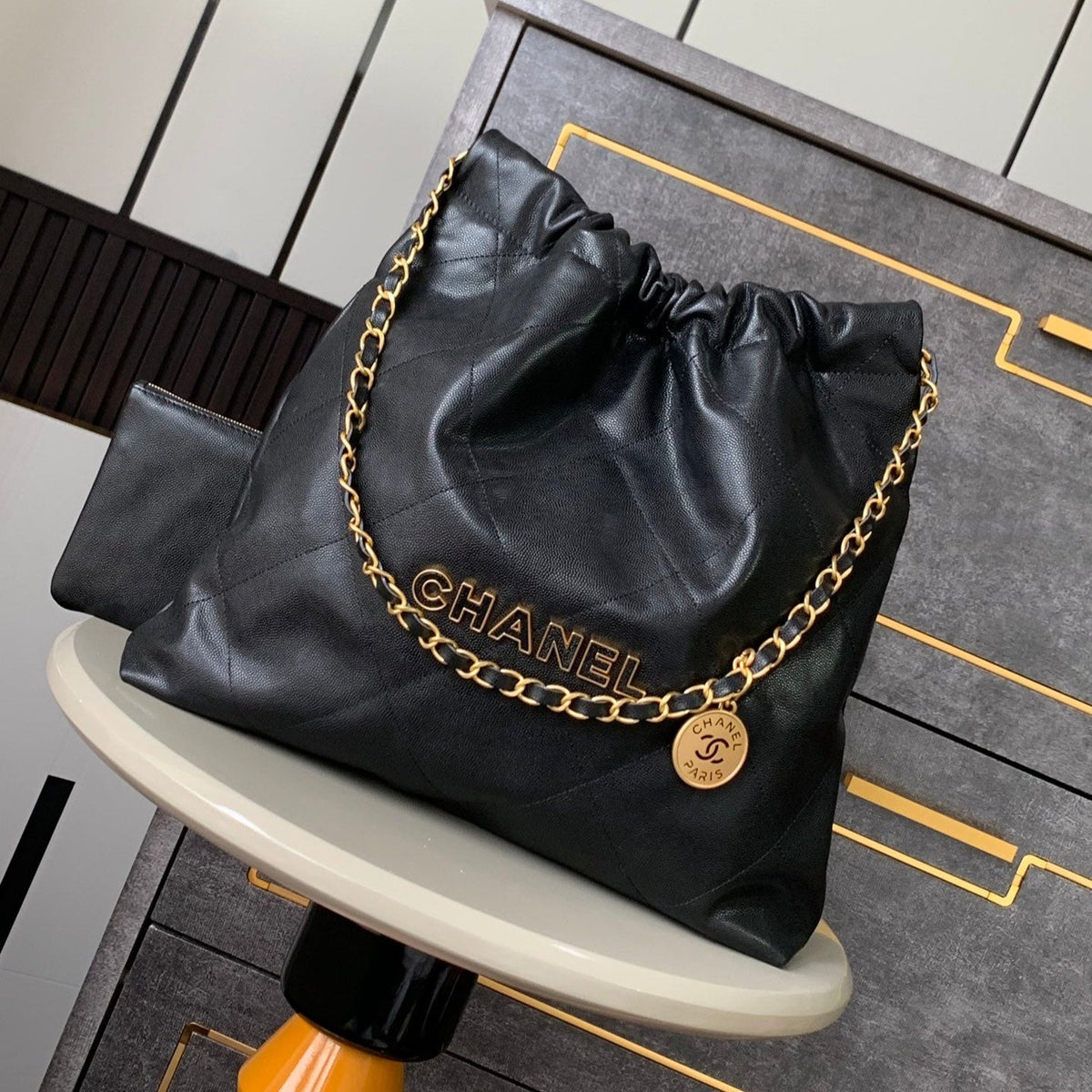 CHANEL BAG 25S 42 CM IN BLACK LAMBSKIN WITH GOLD HARDWARE