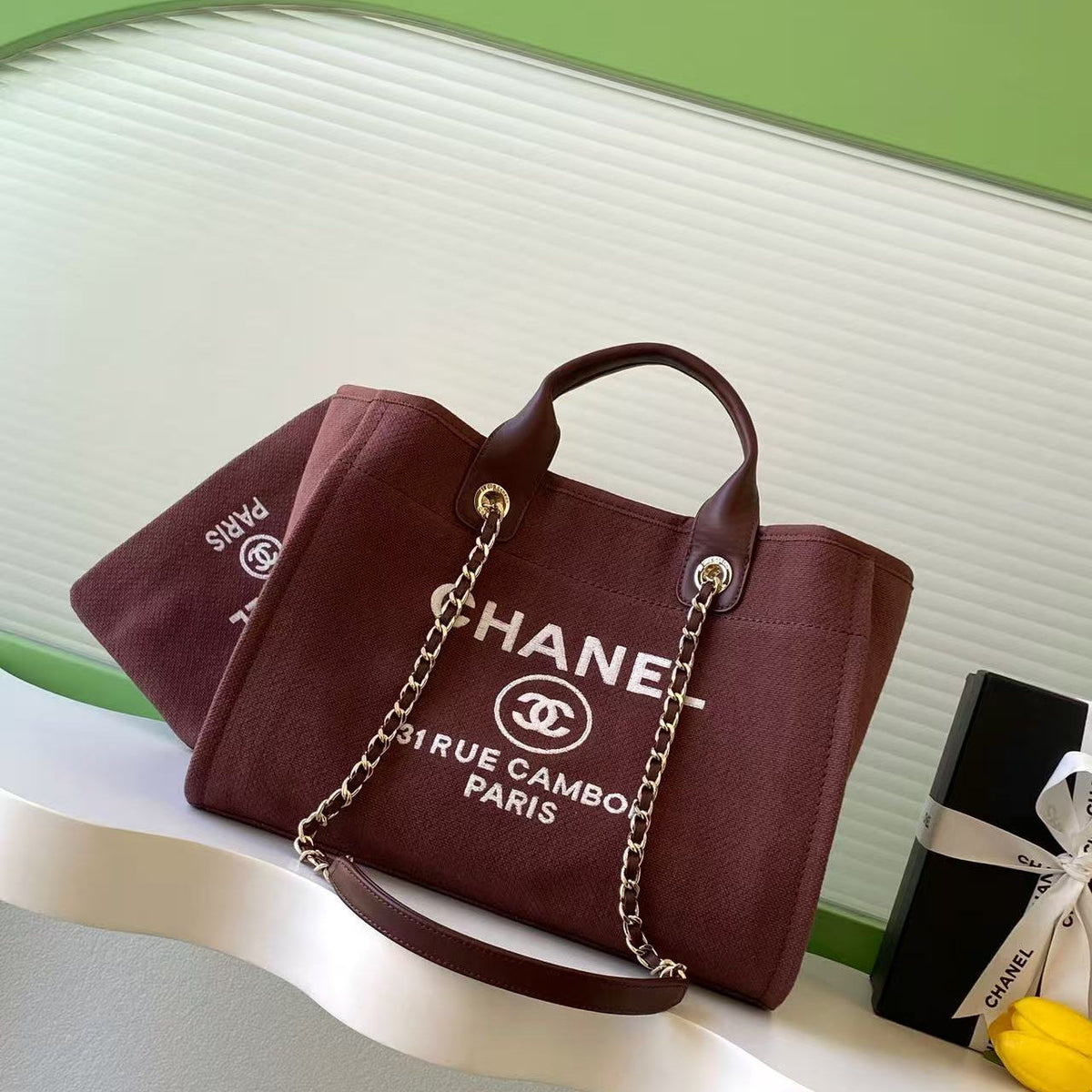 CHANEL 25S TOTE BAG 33 IN DARK RED CANVAS